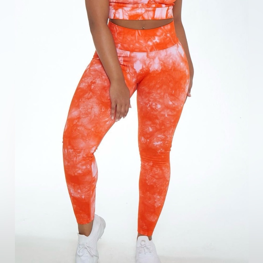 NWT FemCurves Orange Tie dye High Waist Workout Leggings US M